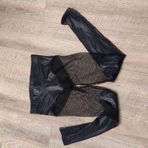NWT Blackmilk fishnet spartan leggings XL